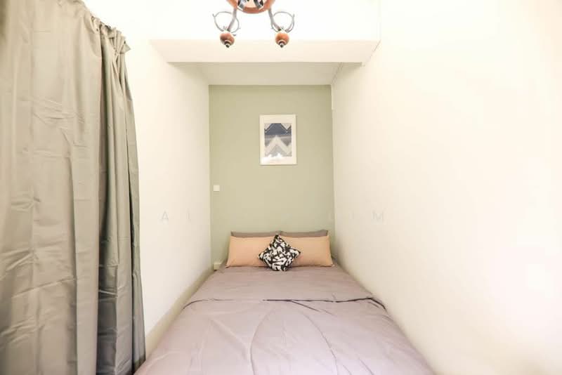 Tembeling Centre, 252 Tembeling Road, Room Rental, 100 sqft, Apartment For Rent, by Alicia Lim, 24940806 - PropertyGuru.com.sg