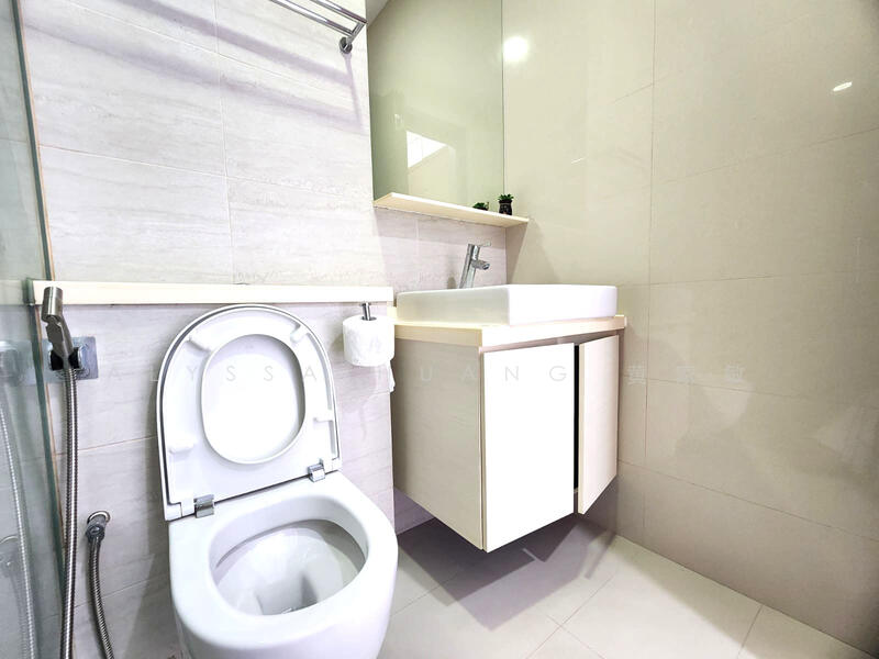 For Rent - 8 Farrer Suites