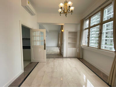 For Rent - Leonie Condotel