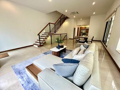 For Rent - Lornie 18