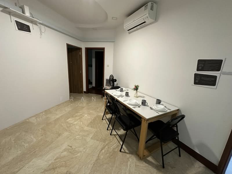 Parc Oasis, 35 Jurong East Avenue 1, Room Rental, 160 sqft, Condominium For Rent, by Francis Lee, 24944025 - PropertyGuru.com.sg