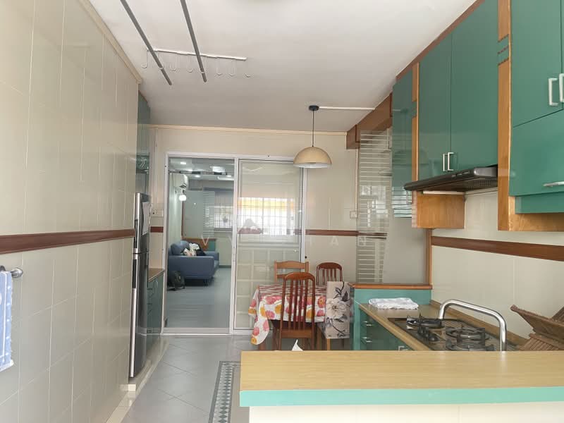 108 Bukit Purmei Road, 108 Bukit Purmei Road, 2 Bedrooms, 796 sqft, HDB Flat For Rent, by Ivy Chan, 24946832 - Spacious Renovated kitchen - PropertyGuru.com.sg