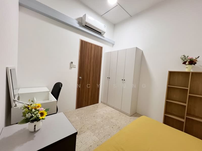 Villas Laguna, 366 Upper East Coast Road, Room Rental, 300 sqft, Condominium For Rent, by Quincy Sung, 24946903 - PropertyGuru.com.sg