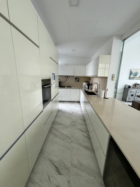 VIVA, 2 Suffolk Walk, 5 Bedrooms, 6,339 sqft, Condominium For Rent, by Juliana Ang, 24947207 - PropertyGuru.com.sg