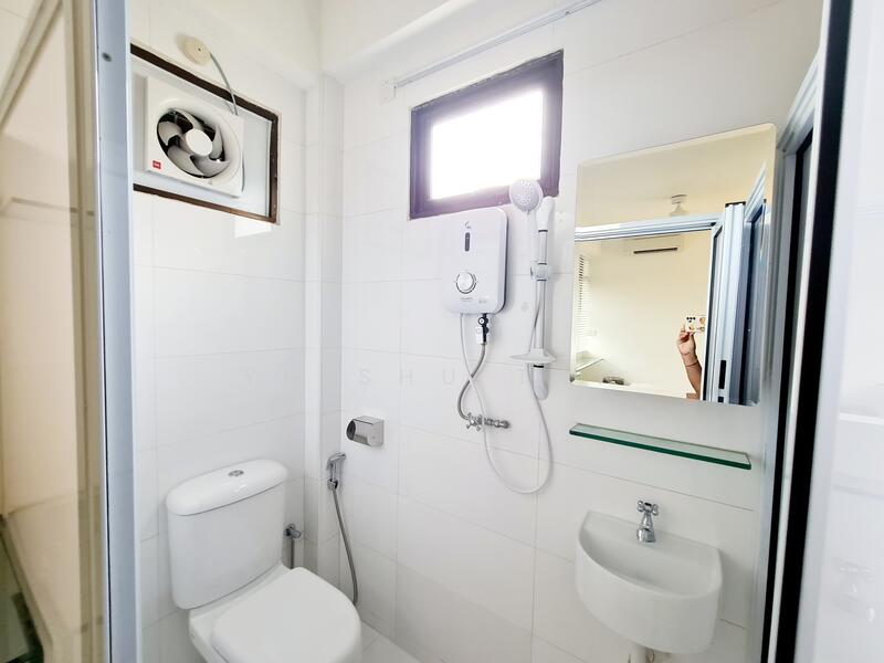 Newly refurbished studio apartment at Eunos MRT, Changi Road, Studio, 350 sqft, Shophouse For Rent, by Yn Shu Tan, 24948655 - PropertyGuru.com.sg