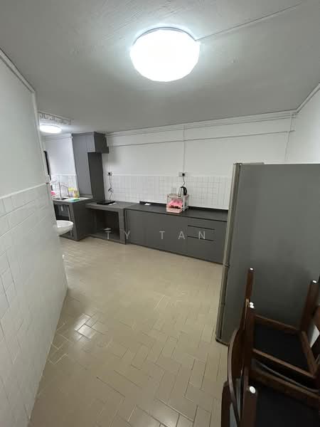 703 Hougang Avenue 2, 703 Hougang Avenue 2, Room Rental, 140 sqft, HDB Flat For Rent, by TY Tan, 24949441 - PropertyGuru.com.sg