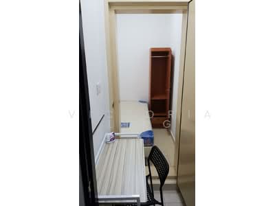 For Rent - Lakeholmz