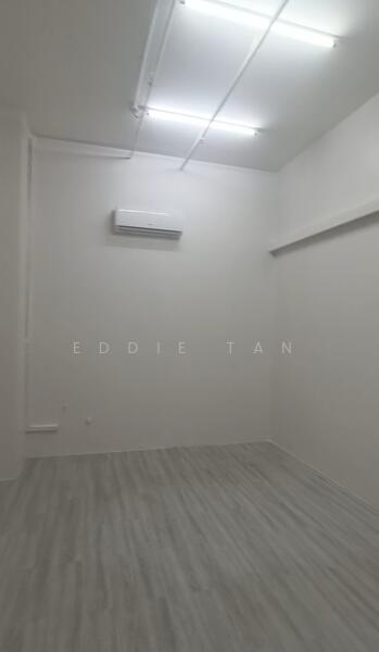 Woodlands 11, 11 Woodlands Close, 200 sqft, Light Industrial (B1) For Rent, by Eddie Tan, 24951516 - CommercialGuru.com.sg