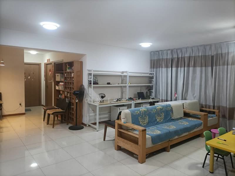 437A Bukit Batok West Avenue 5, 437A Bukit Batok West Avenue 5, 3 Bedrooms, 1,216 sqft, HDB Flat For Rent, by Lionel Mai, 24952285 - PropertyGuru.com.sg