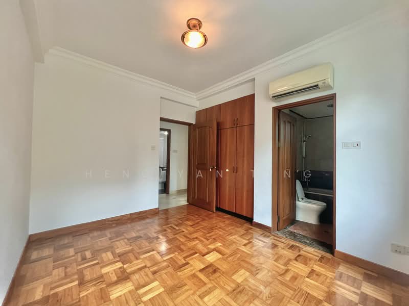 Spring Grove, 53 Grange Road, 3 Bedrooms, 1,335 sqft, Condominium For Sale, by Heng Yan Ting, 24952697 - PropertyGuru.com.sg