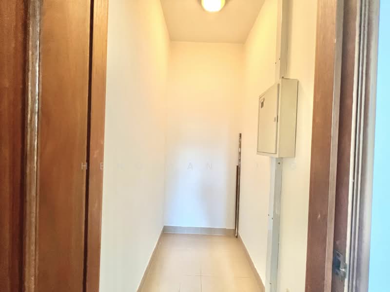 Spring Grove, 53 Grange Road, 3 Bedrooms, 1,335 sqft, Condominium For Sale, by Heng Yan Ting, 24952697 - PropertyGuru.com.sg