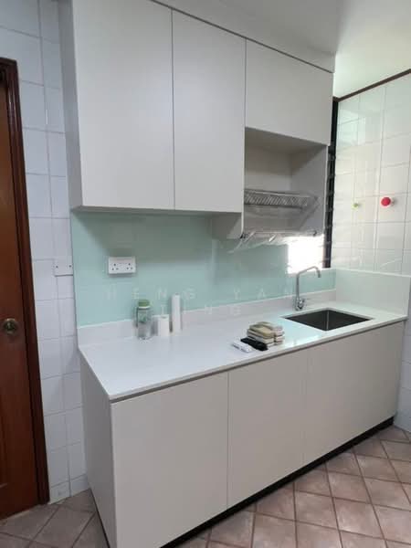 Spring Grove, 53 Grange Road, 3 Bedrooms, 1,335 sqft, Condominium For Sale, by Heng Yan Ting, 24952697 - PropertyGuru.com.sg