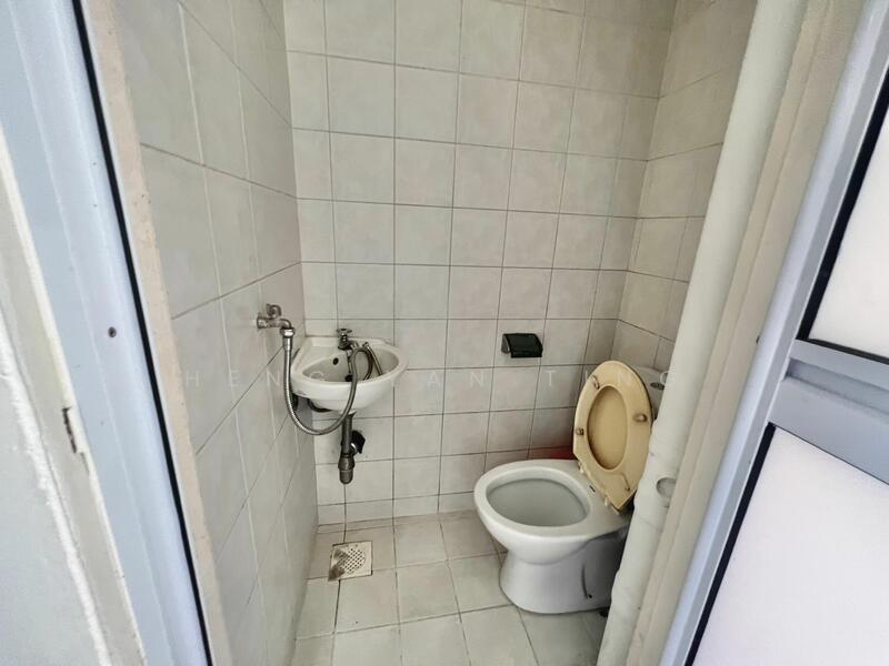 Spring Grove, 53 Grange Road, 3 Bedrooms, 1,335 sqft, Condominium For Rent, by Heng Yan Ting, 24952717 - PropertyGuru.com.sg