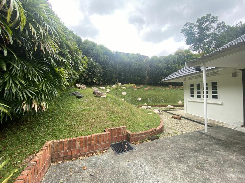 Botanical Vicinity 16000 sqft, Tanglin / Holland / Bukit Timah, 4 Bedrooms, 6,000 sqft, Good Class Bungalow For Sale, by Jackie Ng, 24953556 - PropertyGuru.com.sg