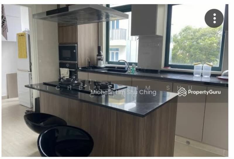 Laguna 88, 46 Eastwood Road, 3 Bedrooms, 1,130 sqft, Condominium For Rent, by Michelle Lim Shu Ching, 24953903 - PropertyGuru.com.sg