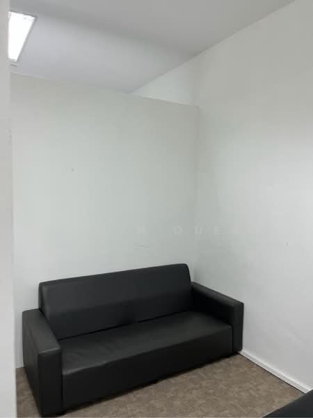 Ubi Techpark, 10 10 Ubi Crescent, 1,936 sqft, Light Industrial (B1) For Sale, by Faith Quek, 24954591 - CommercialGuru.com.sg