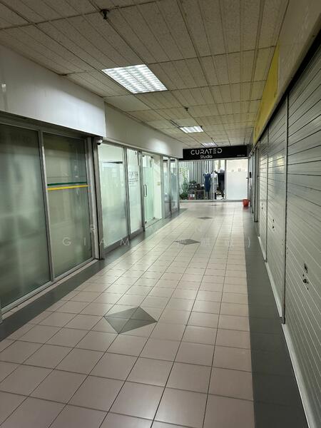 Textile Centre, 200 Jalan Sultan, 1,001 sqft, Mall Shop For Sale, by Raymond Giam (严麒敬), 24954637 - CommercialGuru.com.sg