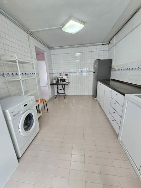 230 Tampines Street 24, 230 Tampines Street 24, 3 Bedrooms, 1,300 sqft, HDB Flat For Rent, by Michelle Leng, 24955873 - PropertyGuru.com.sg