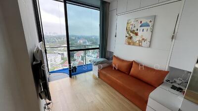 For Sale - The Crest