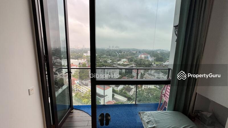 For Sale - The Crest