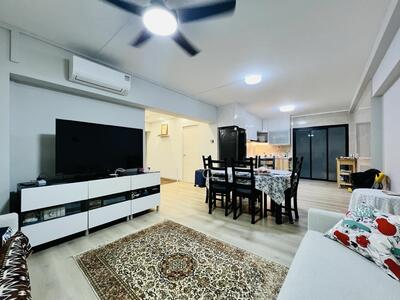 For Rent - 21 Queen's Close