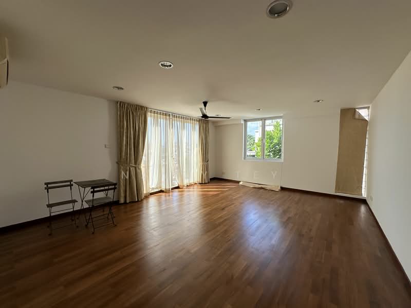 Taman Siglap SemiDetached House For Sale at S 7,500,000