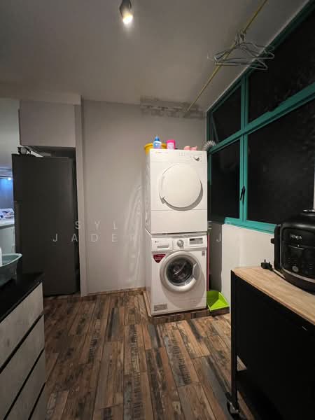 483 Segar Road, 483 Segar Road, 3 Bedrooms, 1,184 sqft, HDB Flat For Rent, by Sylvester Jader (S.J.), 24959216 - PropertyGuru.com.sg