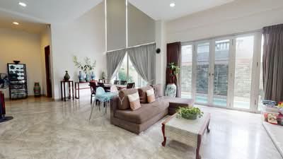 For Rent - Phillips Avenue