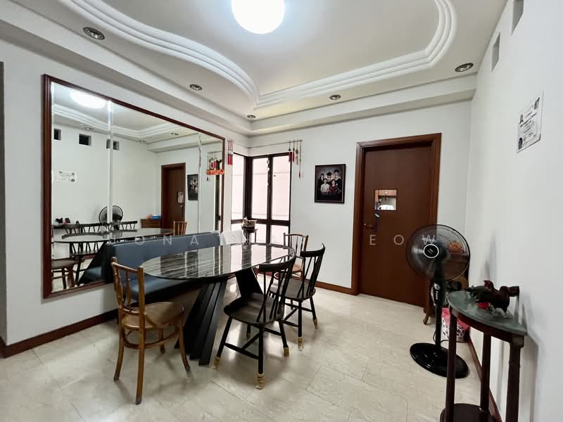 The Mayfair, 5 Jurong East Street 32, Room Rental, 150 sqft, Condominium For Rent, by Jonathan Yeow, 24960706 - PropertyGuru.com.sg