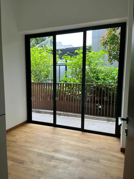 For Sale - Royalgreen