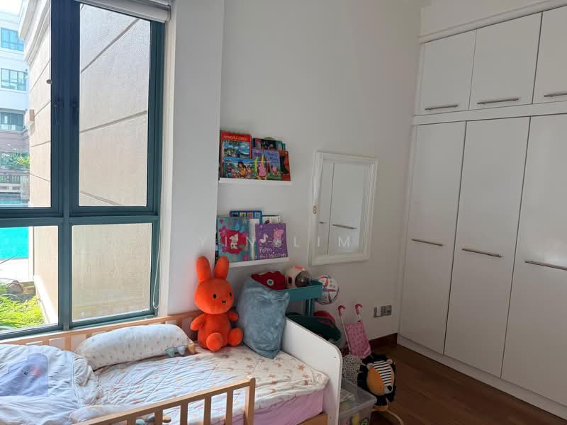 For Rent - Fifth Avenue Condominium