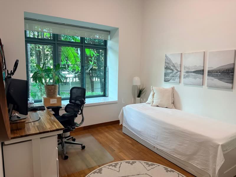 For Rent - Fifth Avenue Condominium