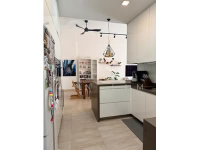 For Rent - Fifth Avenue Condominium