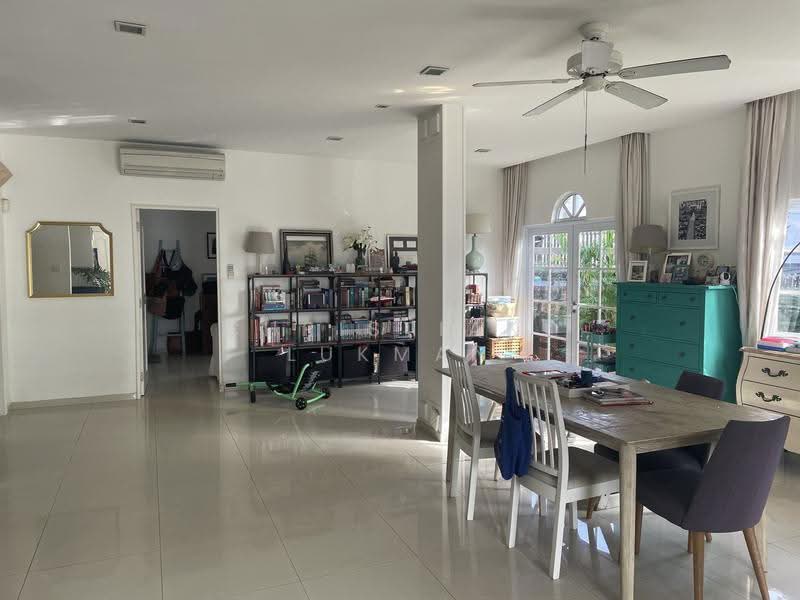 Namly Drive, Namly Drive, Tanglin / Holland / Bukit Timah, 4 Bedrooms, 3,500 sqft, Semi-Detached House For Rent, by Christiani Lukman, 24961594 - PropertyGuru.com.sg