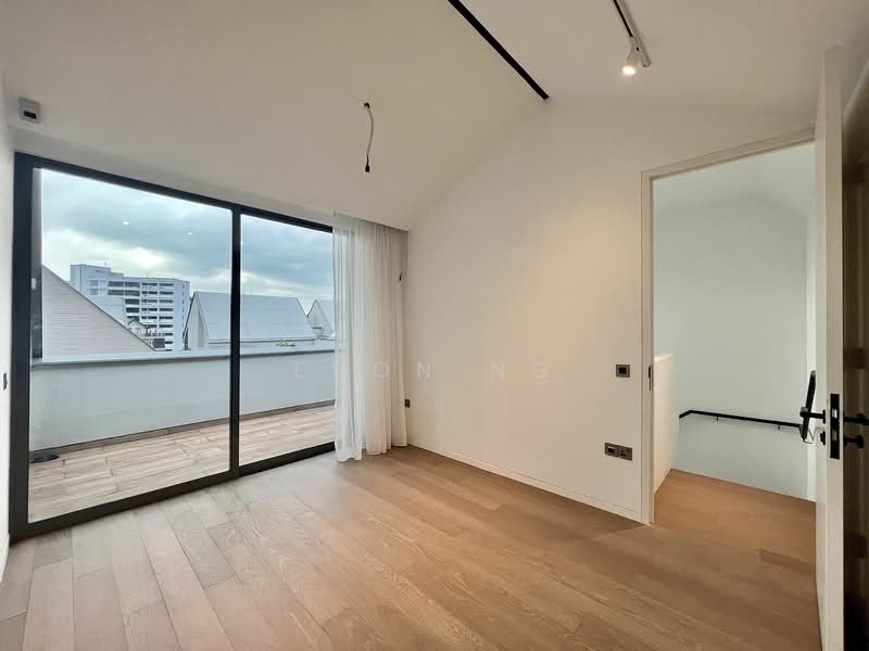 10 Evelyn Condominium For Sale at S$ 3,249,000 | PropertyGuru Singapore