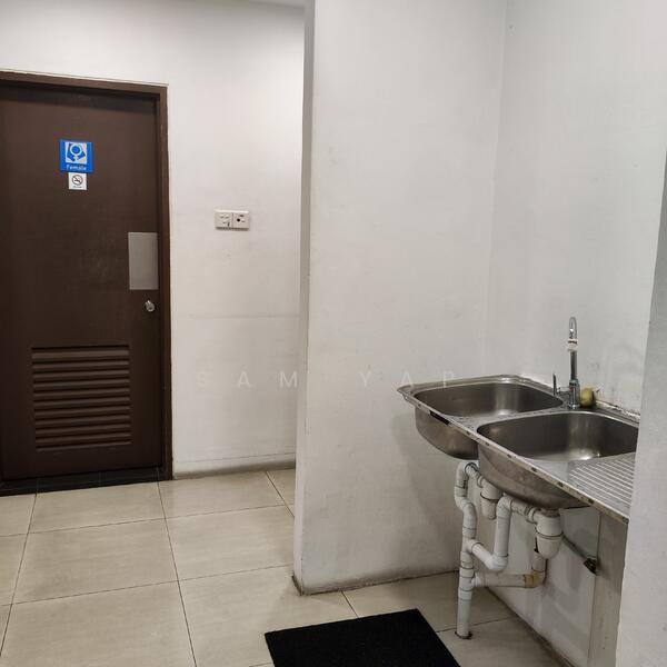 EPL Building, 1100 Lower Delta Road, 1,000 sqft, Light Industrial (B1) For Rent, by Sam Yap, 24962222 - CommercialGuru.com.sg