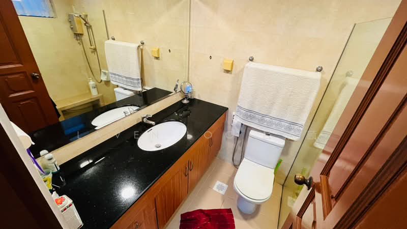 Kembangan mrt freehold 3 storeys move in condition, Lor G Telok Kurau, 6 Bedrooms, 2,941 sqft, Semi-Detached House For Sale, by Laven Loo 吕欣颐, 24963158 - PropertyGuru.com.sg