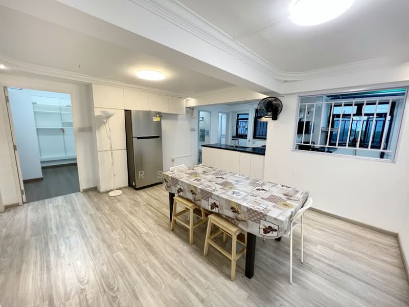 130 Bukit Merah View, 130 Bukit Merah View, 6 Bedrooms, 1,625 sqft, HDB Flat For Rent, by Carson Chan, 24964276 - PropertyGuru.com.sg