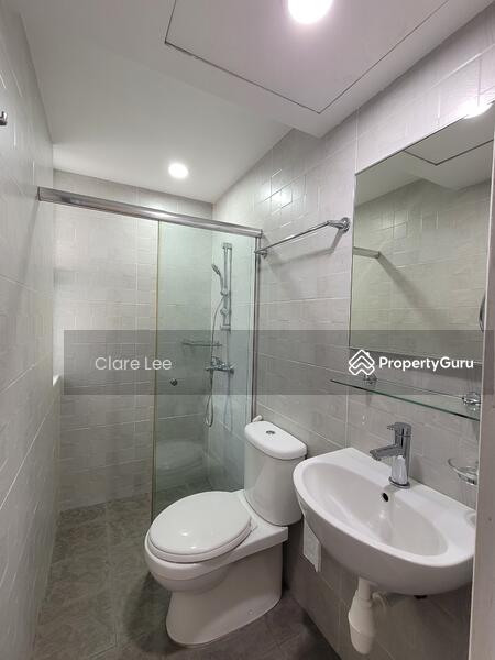 Common Bathroom 