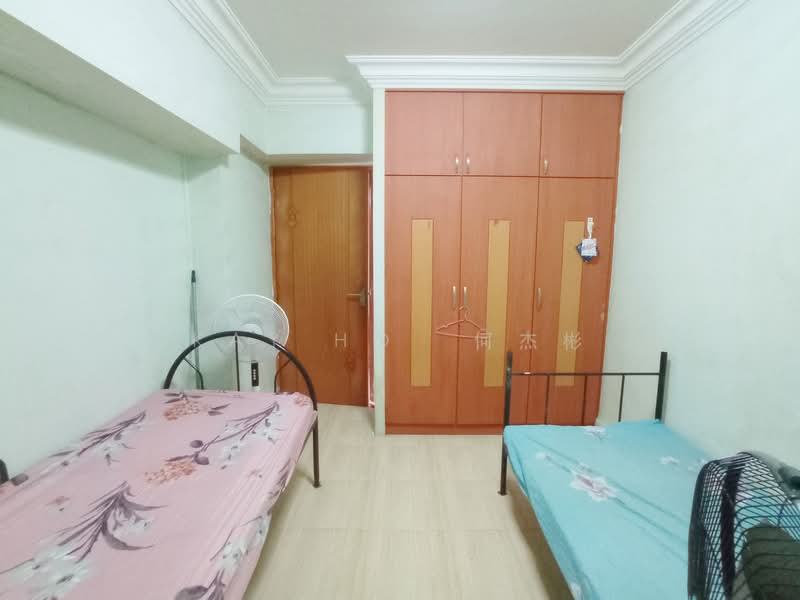 For Rent - 122E Rivervale Drive