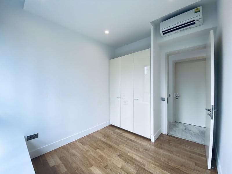 VIVA, 8 Suffolk Walk, Newton / Novena, 3 Bedrooms, 1,323 sqft, Condominium For Rent, by Soh Yung Long 苏勇龙, 24966370 - Bedroom - PropertyGuru.com.sg