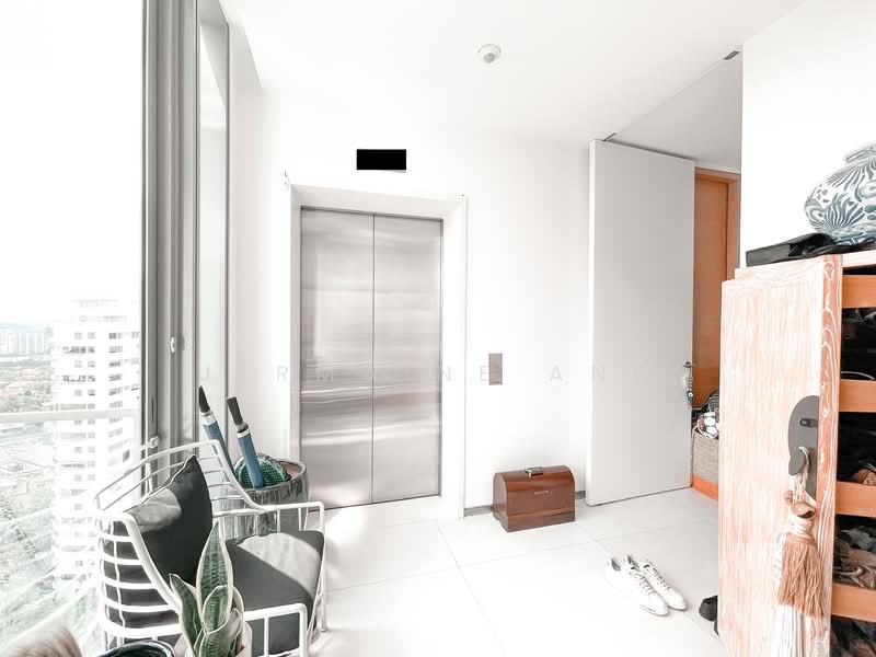 Cliveden at Grange, 108 Grange Road, 4 Bedrooms, 2,842 sqft, Condominium For Rent, by Jermaine Ang, 24967209 - PropertyGuru.com.sg