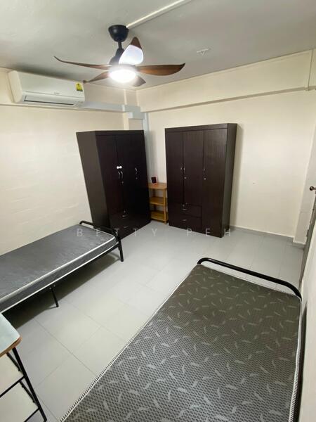 For Rent - 207 Boon Lay Place