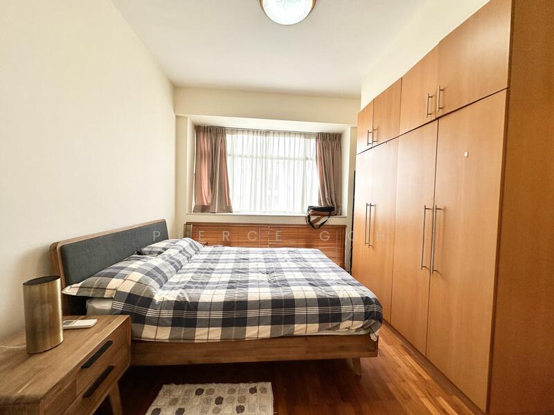 Summerhill, 52 Hume Avenue, 2 Bedrooms, 947 sqft, Condominium For Rent