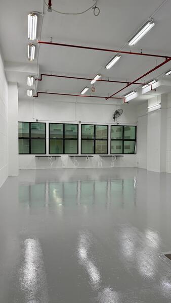 Paya Lebar 178, 178 Paya Lebar Road, 5,898 sqft, Light Industrial (B1) For Sale, by Roland Yeo HB, 24968286 - CommercialGuru.com.sg