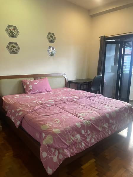 Loyang Villas, Loyang Rise, Room Rental, 300 sqft, Terraced House For Rent, by Ida Ho, 24968757 - PropertyGuru.com.sg