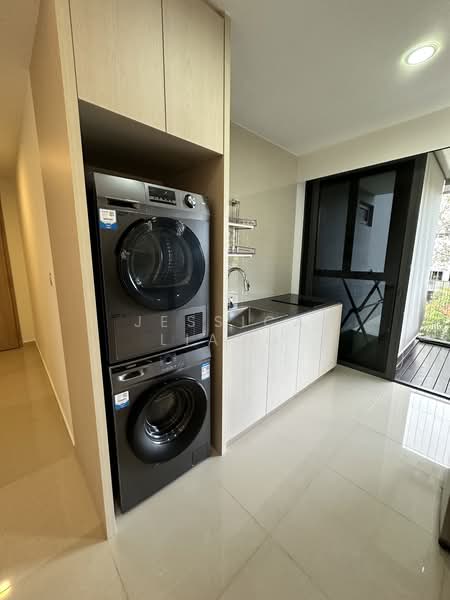 Twin Fountains, 15A Woodlands Avenue 6, Room Rental, 1,119 sqft, Executive Condominium For Rent, by Jessica Liang, 24969440 - PropertyGuru.com.sg