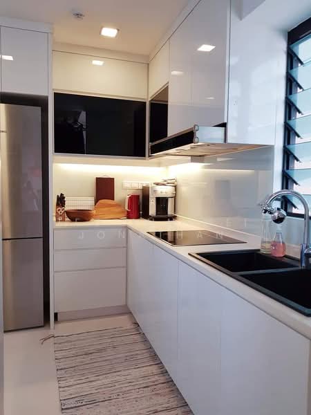 Spring Grove Condominium For Sale at S$ 1,850,000 | PropertyGuru Singapore