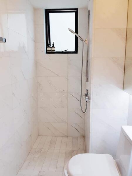 Spring Grove Condominium For Sale at S$ 1,850,000 | PropertyGuru Singapore