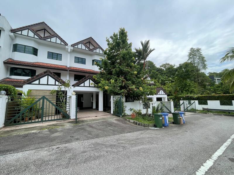 Hindhede Drive, Hindhede Drive, 3 Bedrooms, 2,000 sqft, Terraced House For Rent, by William Teo, 24972310 - PropertyGuru.com.sg